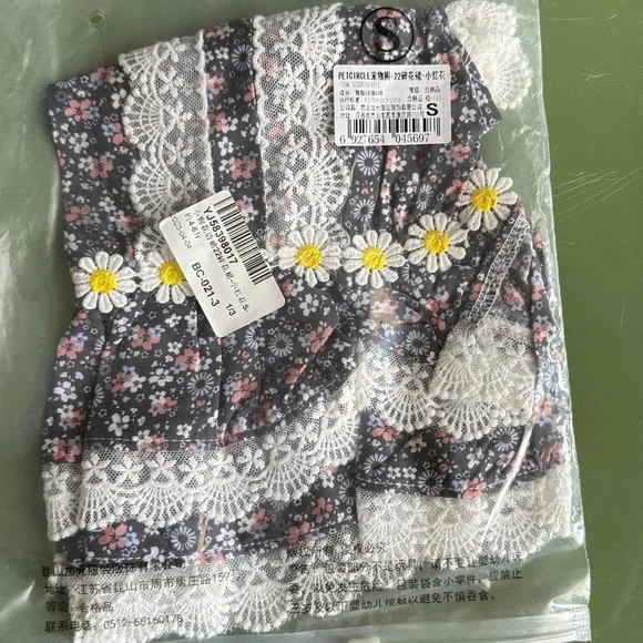 Small Pet Puppy Dog Lace Skirt Princess Dress Summer Clothes - Picture 2 of 6